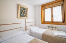 Apartamento en Vigo - Las Vistas del Valle con Parking