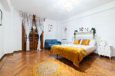 Apartment in Vigo - Gran Apartamento By Camelias