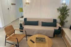 Apartment in Vigo - Gran Apartamento  By Pilar