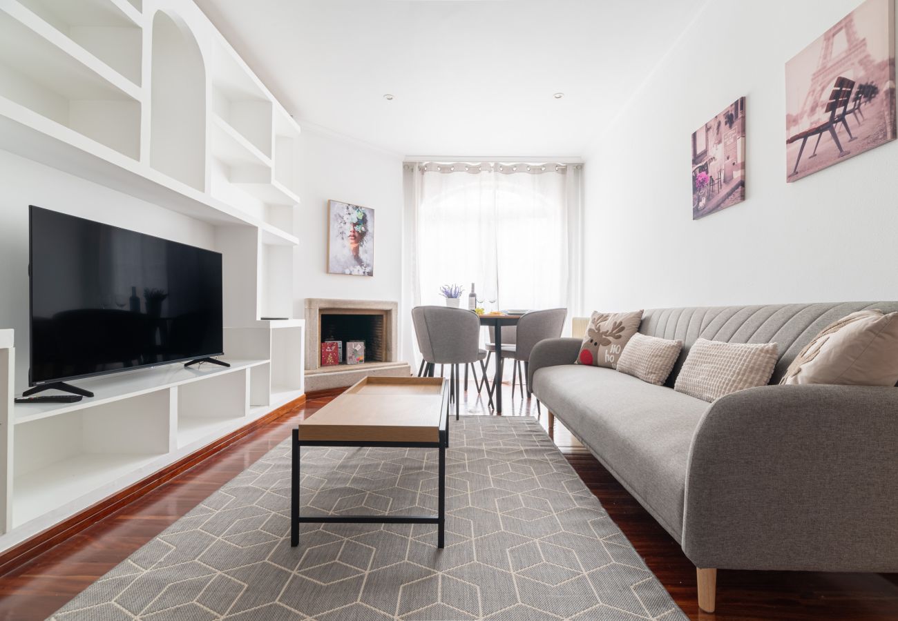 Apartment in Vigo - Suite Deluxe By Princesa con Parking